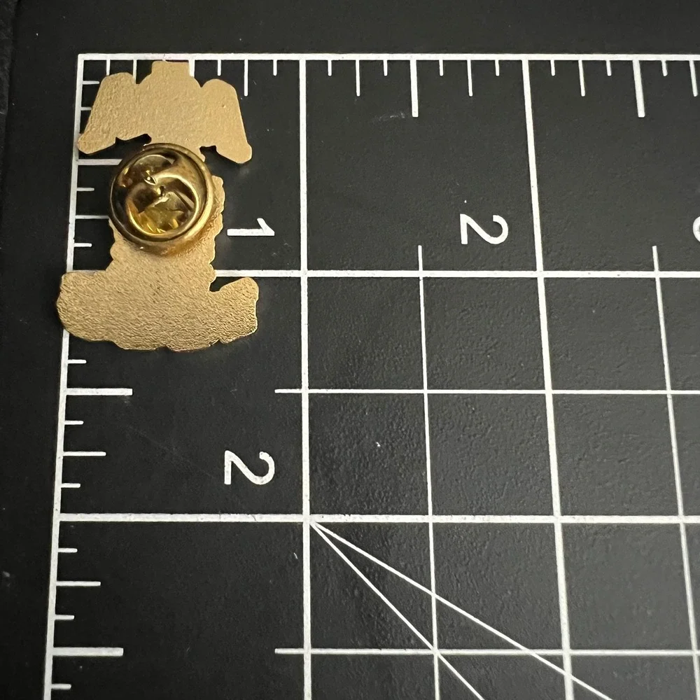 Vtg Alpha Phi Alpha 1906 Fraternity Crest Enamel Lapel Pin Gold Tone Academic 90
